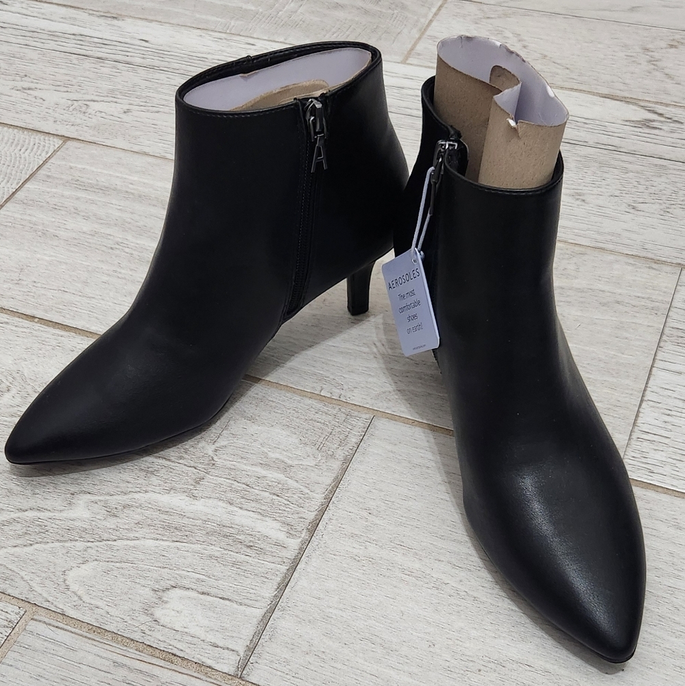 AEROSOLES Black Ankle Boots (Edith)